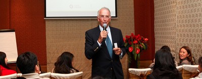 北京鼎石國際學校創校主席Edward Shanahan博士做主題演講