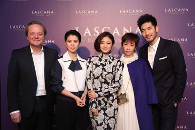 LASCANA大中華區執行長、OTTO集團董事會成員兼Hermes Europe全球CEO Hanjo Schneider先生、LASCANA大中華區執行長Sonja Chen小姐攜手袁詠儀，安以軒和高以翔